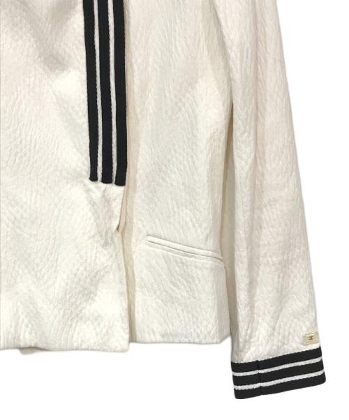 CHANEL（シャネル）CHANEL (シャネル) ノーカラージャケット ホワイト サイズ:36の古着・服飾アイテム