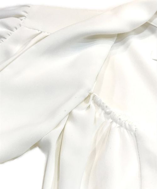 HER LIP TO（ハーリップトゥ）Her lip to (ハーリップトゥ) Lace Trimmed Bow-Tie Blouse ホワイト サイズ:Ｍの古着・服飾アイテム