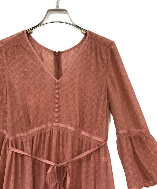 FRAY ID（フレイ アイディー）FRAY ID (フレイ アイディー) ヘリンボーンプリーツワンピース ピンク サイズ:記載なしの古着・服飾アイテム