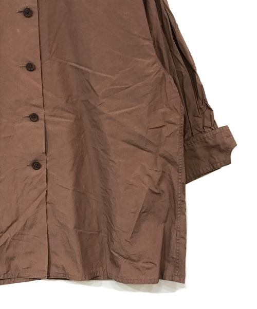LOEFF（ロエフ）LOEFF (ロエフ) コットンウェザー パフスリーブ シャツ ブラウンの古着・服飾アイテム