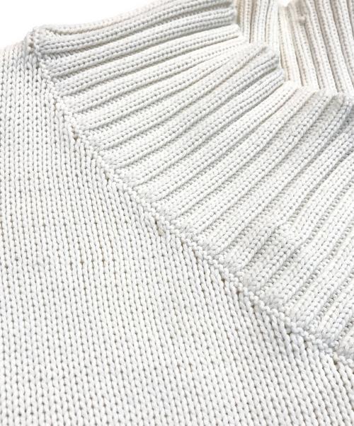 THIRD（サード）THIRD (サード) リリヤーンVネックプルオーバー ホワイト サイズ:記載なしの古着・服飾アイテム