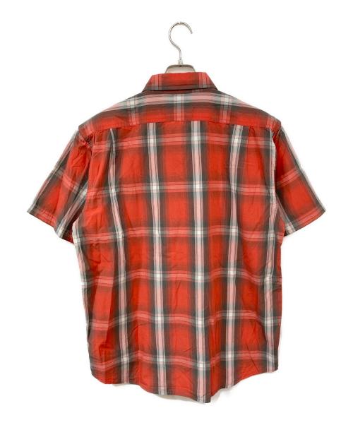 FILSON（フィルソン）FILSON (フィルソン) Washed Short Sleeve Feather Cloth Shirt/ウォッシュドショートスリーブフェザークロスシャツ レッド サイズ:SIZE Mの古着・服飾アイテム