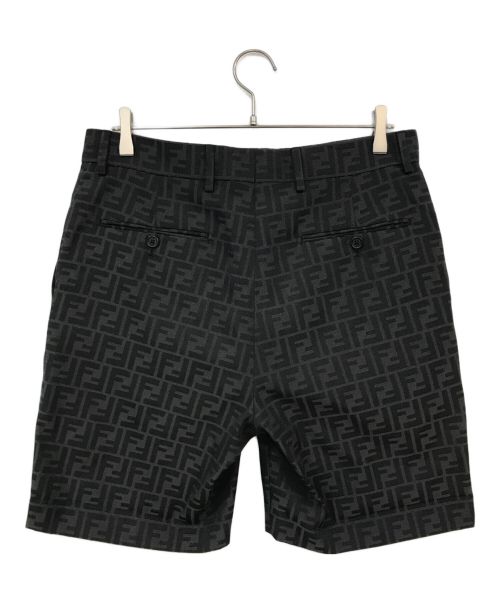 FENDI（フェンディ）FENDI (フェンディ) ズッカ柄ハーフパンツ ブラック サイズ:46の古着・服飾アイテム