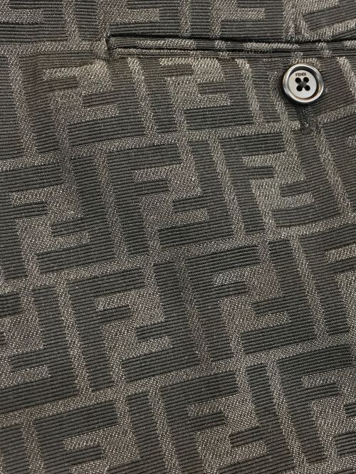 FENDI（フェンディ）FENDI (フェンディ) ズッカ柄ハーフパンツ ブラック サイズ:46の古着・服飾アイテム