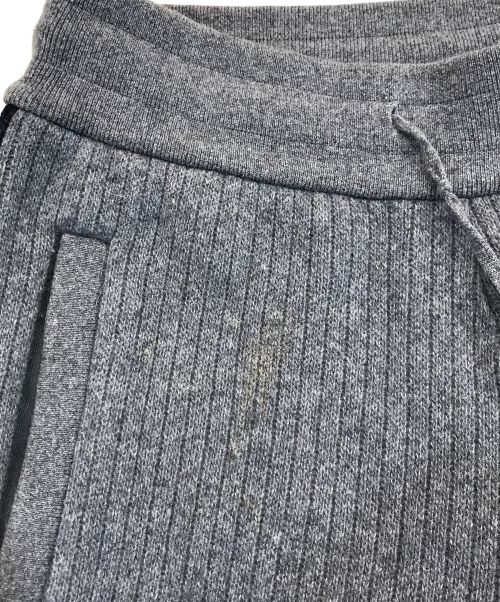 GUCCI（グッチ）GUCCI (グッチ) サイドラインパンツ グレー サイズ:Sの古着・服飾アイテム