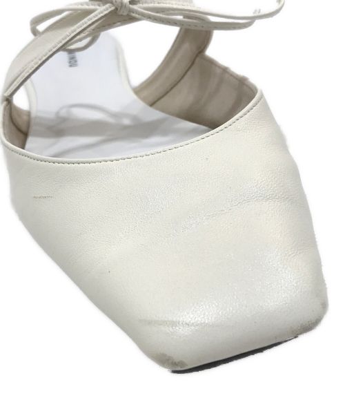 UNMINOU（アンミヌ）UNMINOU (アンミヌ) リボンサンダルシューズ ホワイト サイズ:Mの古着・服飾アイテム