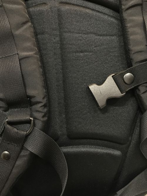OAKLEY（オークリー）OAKLEY (オークリー) オールドリュック ネイビーの古着・服飾アイテム