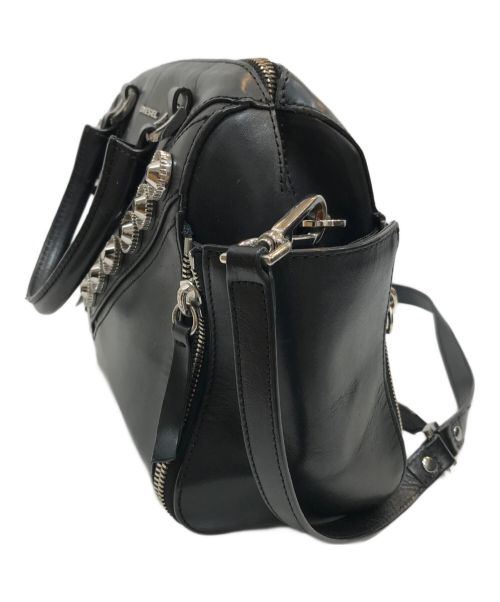 DIESEL（ディーゼル）DIESEL (ディーゼル) スタッズショルダーバッグ ブラックの古着・服飾アイテム