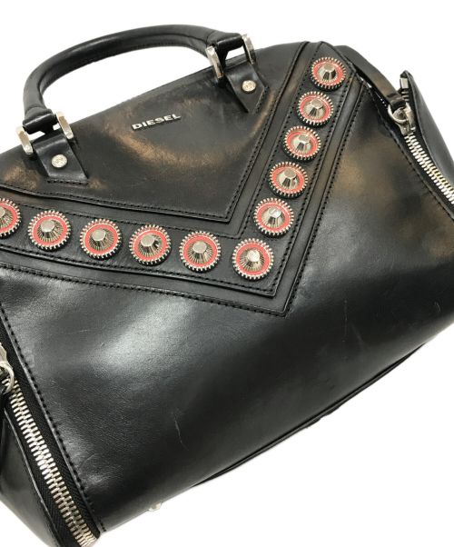 DIESEL（ディーゼル）DIESEL (ディーゼル) スタッズショルダーバッグ ブラックの古着・服飾アイテム