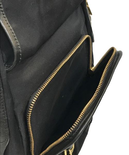 HUNTING WORLD（ハンティングワールド）HUNTING WORLD (ハンティングワールド) ボディーバッグの古着・服飾アイテム