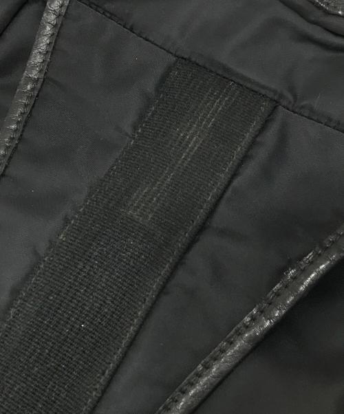 HUNTING WORLD（ハンティングワールド）HUNTING WORLD (ハンティングワールド) ボディーバッグの古着・服飾アイテム