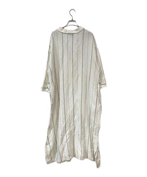 normment（ノーメント）normment (ノーメント) スキッパーリネンワンピース ベージュ サイズ:無しの古着・服飾アイテム