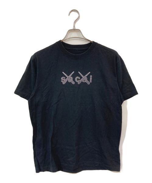 sacai（サカイ）sacai (サカイ) KAWS TOKYO FIRST TEE ブラック サイズ:2の古着・服飾アイテム