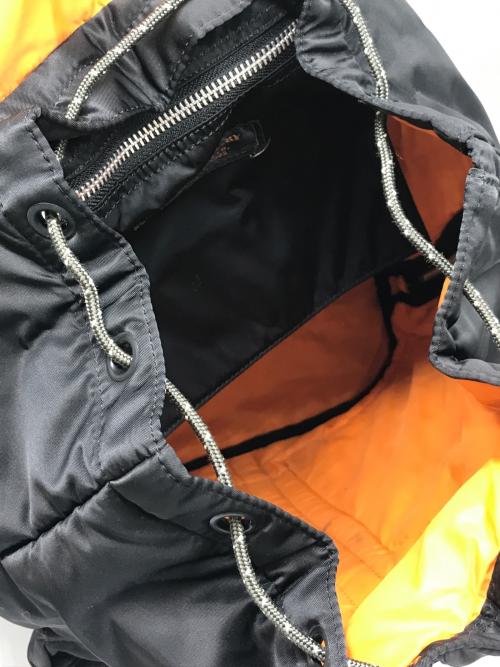 PORTER（ポーター）PORTER (ポーター) TANKER DAYPACK オリーブの古着・服飾アイテム