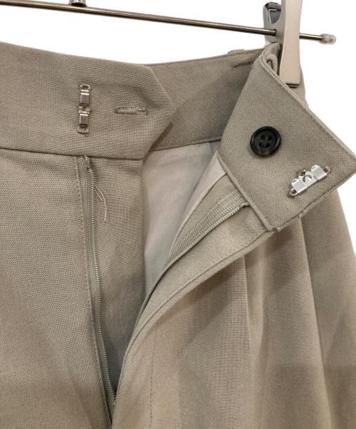 CLANE（クラネ）CLANE (クラネ) ROLL UP HALF PANTS/ロールアップハーフパンツ ベージュ サイズ:SIZE 0の古着・服飾アイテム