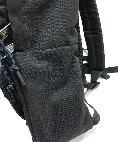 EASTPAK（イーストパック）EASTPAK (イーストパック) ADER error (アーダーエラー) パッド入りpakr ブラックの古着・服飾アイテム