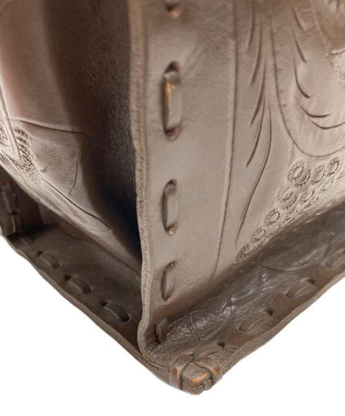 Carving Tribes（カービングトライブス）Carving Tribes (カービングトライブス) ハンドバッグ ブラウンの古着・服飾アイテム