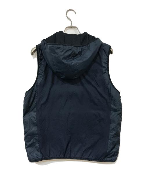 GYAKUSOU（ギャクソウ）GYAKUSOU (ギャクソウ) LIGHTWEIGHT FILL VEST ネイビー サイズ:Mの古着・服飾アイテム