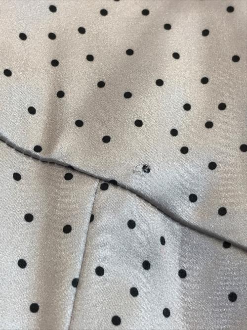 HER LIP TO（ハーリップトゥ）HER LIP TO (ハーリップトゥ) Date Night Polka-Dot Dress ベージュ サイズ:Mの古着・服飾アイテム