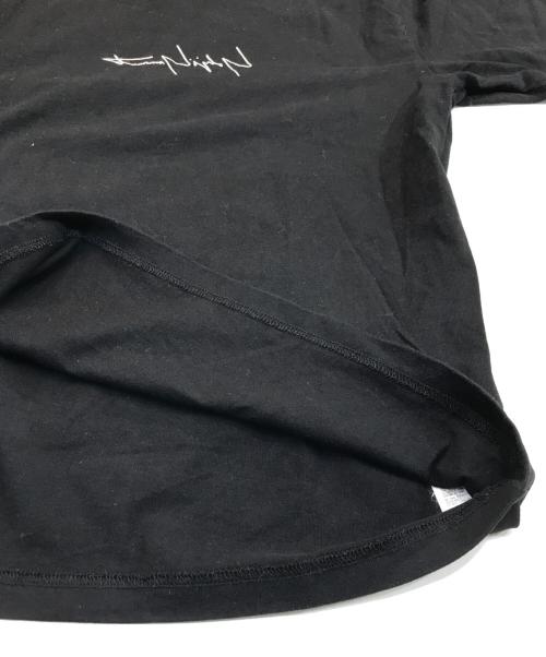 YOHJI YAMAMOTO（ヨウジヤマモト）YOHJI YAMAMOTO (ヨウジヤマモト) New Era (ニューエラ) COTTON TEE YY D ブラック サイズ:SMALLの古着・服飾アイテム