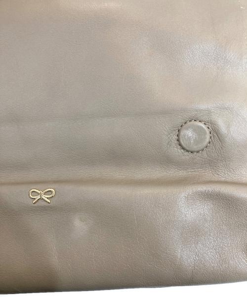 ANYA HINDMARCH（アニヤ・ハインドマーチ）ANYA HINDMARCH (アニヤハインドマーチ) パテントチェーンショルダーバッグ イエローの古着・服飾アイテム