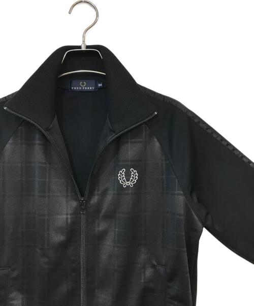 FRED PERRY（フレッドペリー）FRED PERRY (フレッドペリー) シャドーチェックトラクジャケット ブラック サイズ:SSの古着・服飾アイテム