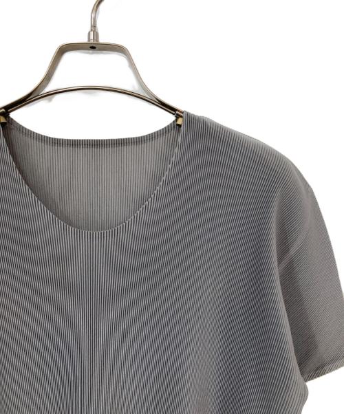 PLEATS PLEASE（プリーツプリーズ）PLEATS PLEASE (プリーツプリーズ) S/S プリーツカットソー グレー サイズ:SIZE Lの古着・服飾アイテム