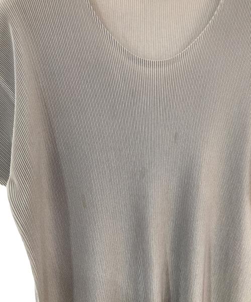 PLEATS PLEASE（プリーツプリーズ）PLEATS PLEASE (プリーツプリーズ) S/S プリーツカットソー グレー サイズ:SIZE Lの古着・服飾アイテム