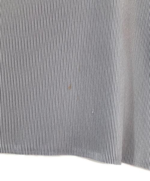 PLEATS PLEASE（プリーツプリーズ）PLEATS PLEASE (プリーツプリーズ) S/S プリーツカットソー グレー サイズ:SIZE Lの古着・服飾アイテム