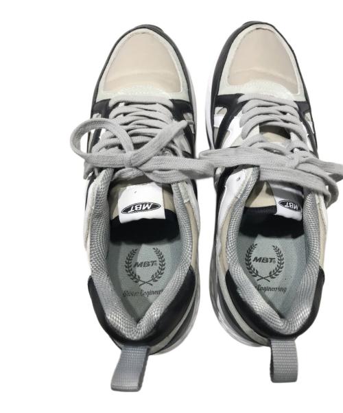 MBT（エムビーティー）MBT (エムビーティー) ローカットスニーカー グレー サイズ:41の古着・服飾アイテム