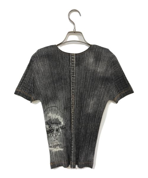 PLEATS PLEASE（プリーツプリーズ）PLEATS PLEASE (プリーツプリーズ) デニム転写プリーツカットソー グレー サイズ:4の古着・服飾アイテム