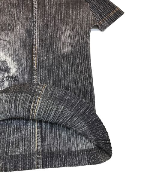 PLEATS PLEASE（プリーツプリーズ）PLEATS PLEASE (プリーツプリーズ) デニム転写プリーツカットソー グレー サイズ:4の古着・服飾アイテム