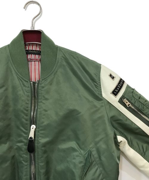 the Shepherd（ザシェパード）the Shepherd (ザシェパード) ALPHA (アルファ) FRAGMENT DESIGN (フラグメントデザイン) MA-1ジャケット オリーブ サイズ:SMALLの古着・服飾アイテム