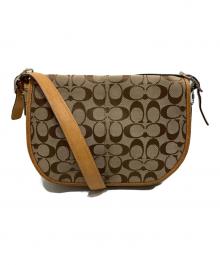 COACH（コーチ）の古着「シグネチャーキャンバスショルダーバッグ」｜ベージュ