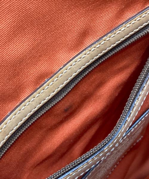 COACH（コーチ）COACH (コーチ) シグネチャーキャンバスショルダーバッグ ベージュの古着・服飾アイテム