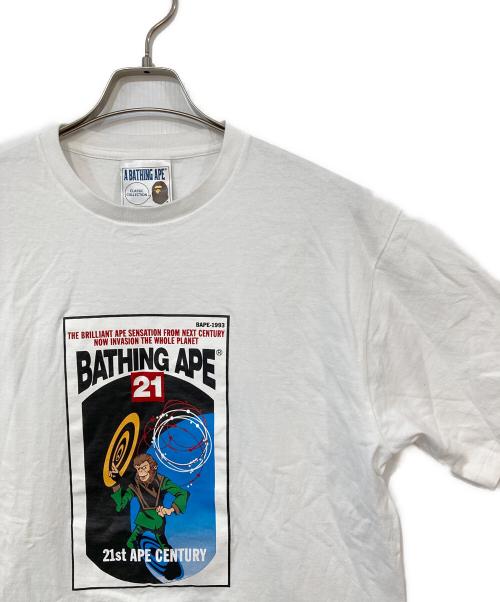 BAPE BY A BATHING APE（ベイプバイアベイシングエイプ）BAPE BY A BATHING APE (ベイプバイアベイシングエイプ) プリントTシャツ ホワイト サイズ:XLの古着・服飾アイテム
