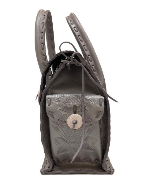 Carving Tribes（カービングトライブス）Carving Tribes (カービングトライブス) トートバッグ グレーの古着・服飾アイテム