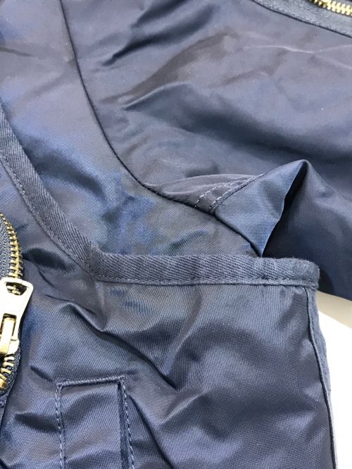 SUPREME（シュプリーム）Supreme (シュプリーム) 2-in-1 MA-1 + Vest ネイビー サイズ:Mの古着・服飾アイテム