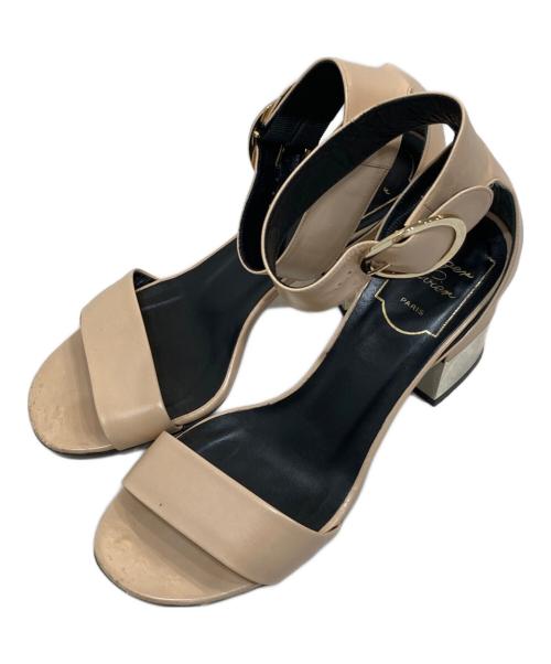 Roger Vivier（ロジェ ヴィヴィエ）Roger Vivier (ロジェ ヴィヴィエ) サンダル ベージュ サイズ:36　1/2の古着・服飾アイテム