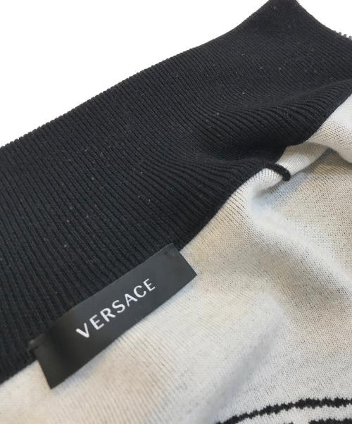 VERSACE（ヴェルサーチェ）VERSACE (ヴェルサーチ) ウール バックメデューサ ロゴ ジップアップ ニット ジャケット ブラック サイズ:50の古着・服飾アイテム