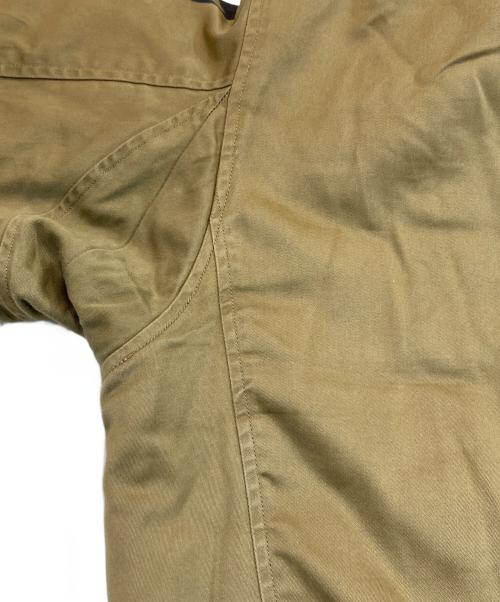 BUZZ RICKSON'S（バズリクソンズ）Buzz Rickson's (バズリクソンズ) B-10 RED RIB VERSION カーキ サイズ:40の古着・服飾アイテム