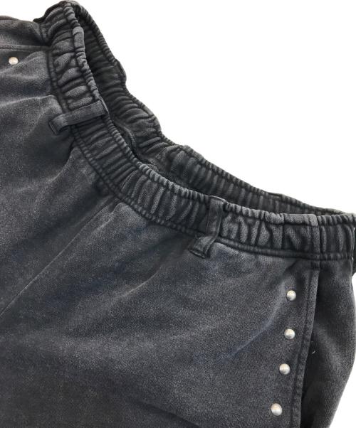 BEAMS FUTURE ARCHIVE（ビームスフューチャーアーカイブ）BEAMS FUTURE ARCHIVE (ビームスフューチャーアーカイブ) FADE STUDS PANTS ブラック サイズ:Mの古着・服飾アイテム