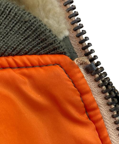 AVIREX（アヴィレックス）AVIREX (アヴィレックス) REMODEL MA-1 JACKET/リモデルMA-1ジャケット オリーブ サイズ:SIZE XLの古着・服飾アイテム