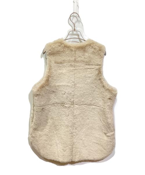 CAPRICIEUX LE'MAGE（カプリシューレマージュ）CAPRICIEUX LE'MAGE (カプリシューレマージュ) フェイクファーベスト ベージュ サイズ:Fの古着・服飾アイテム