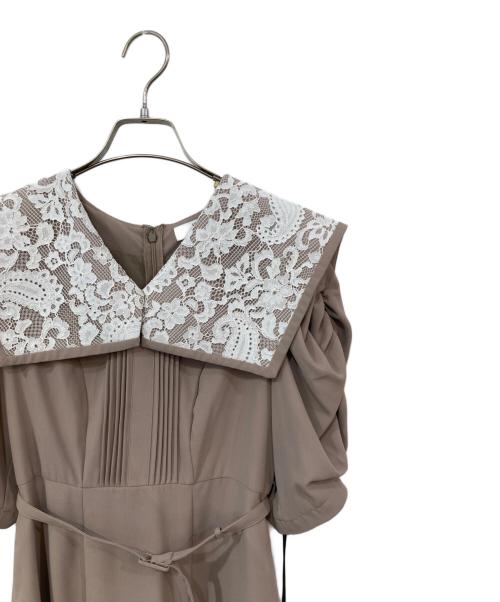 HER LIP TO（ハーリップトゥ）HER LIP TO (ハーリップトゥ) ブラウスワンピース ベージュ サイズ:SIZE S 未使用品の古着・服飾アイテム