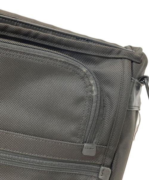 TUMI（トゥミ）TUMI (トゥミ) ハンドバッグ ブラックの古着・服飾アイテム