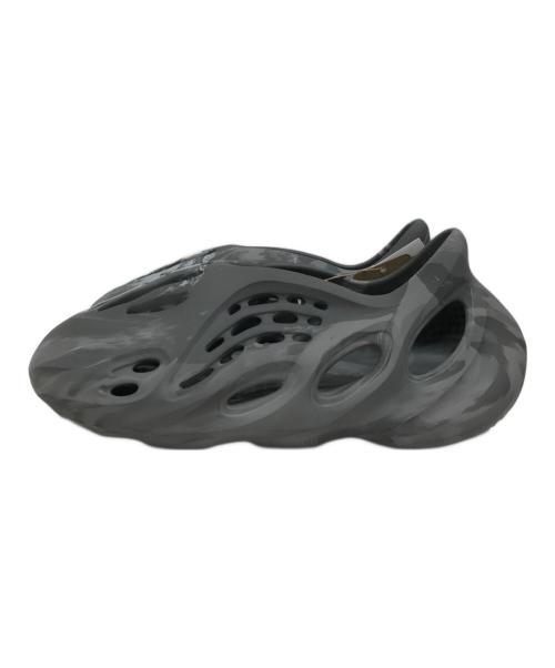 YEEZY（イージー）YEEZY (イージー) ラバーシューズ グレー サイズ:SIZE 26.5cmの古着・服飾アイテム