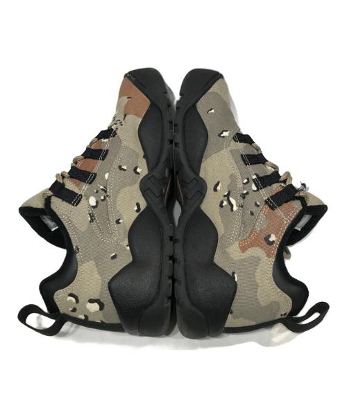 NIKE（ナイキ）NIKE (ナイキ) SUPREME (シュプリーム) ローカットスニーカー カーキ サイズ:SIZE 26cmの古着・服飾アイテム