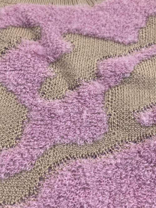 CARVEN（カルヴェン）CARVEN (カルヴェン) 総柄ニット ベージュ サイズ:Sの古着・服飾アイテム