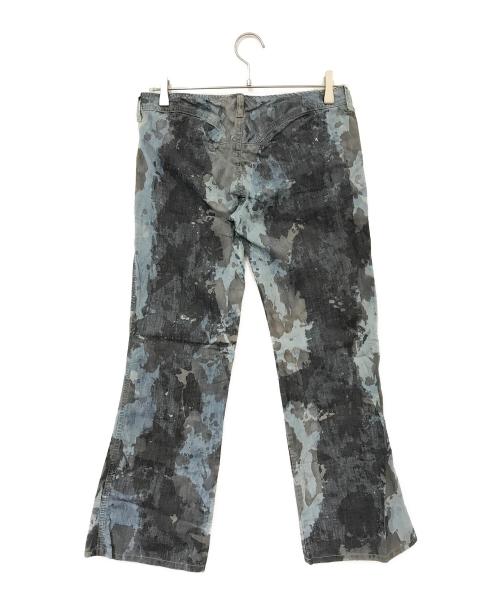 DIESEL（ディーゼル）DIESEL (ディーゼル) 総柄加工フレアパンツ スカイブルー サイズ:SIZE 27の古着・服飾アイテム